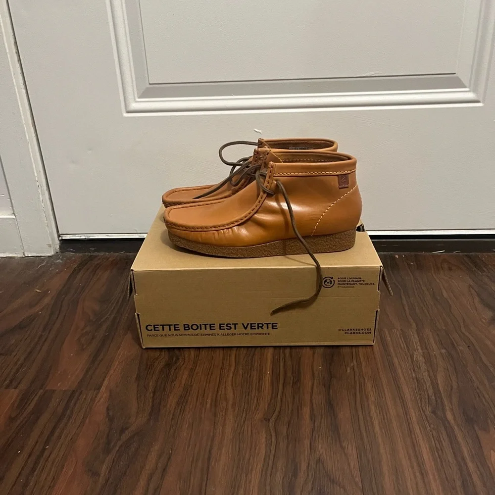 Clarks Unisex Spice Leather Boots - Picture 2 of 5